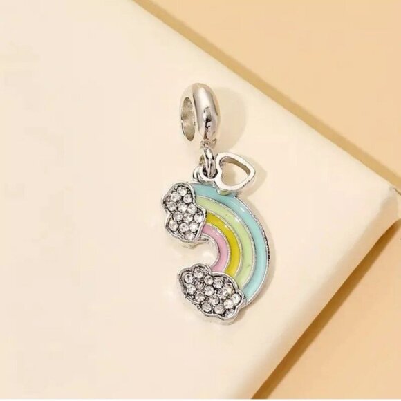 x1 Alloy Rainbow Pendant/Charm DIY For Jewelry Making New - Picture 1 of 2